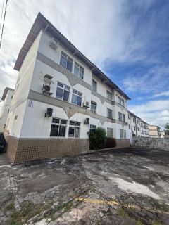 Apartamento Para Alugar com 3 quarto  Boca do Rio em Salvador