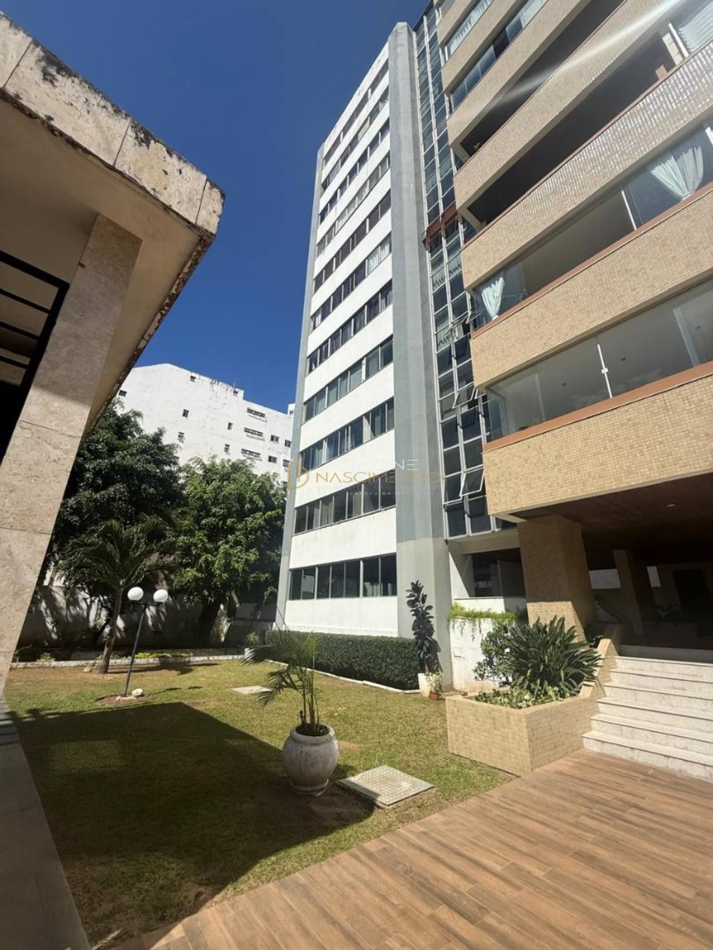 APARTAMENTO NA PITUBA 4 QUARTOS 184M