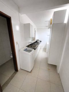 Casa de Condomínio Para Vender 3 suítes Buraquinho em Lauro De Freitas