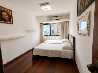 Apartamento Para Vender com 4 quartos 1 suítes no bairro Itaigara em Salvador