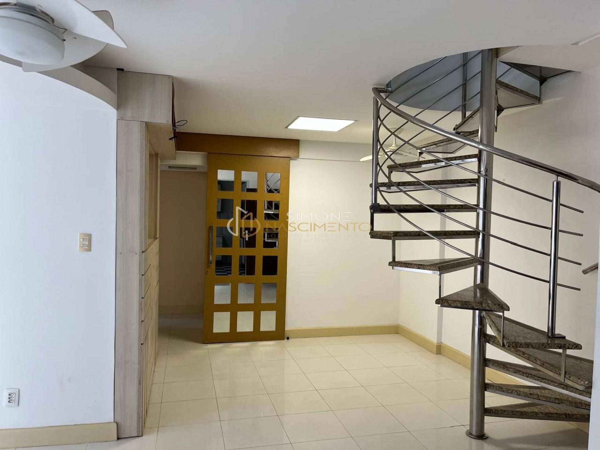 Cobertura Para Vender com 3 quartos 1 suítes no bairro Caminho das árvores em Salvador