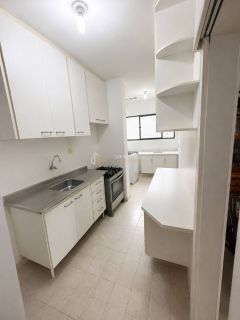 Apartamento Para Vender com 4 quartos 1 suíte Imbuí em Salvador