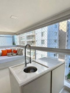 Apartamento Para Vender com 3 quartos 2 suítes Alphaville I em Salvador