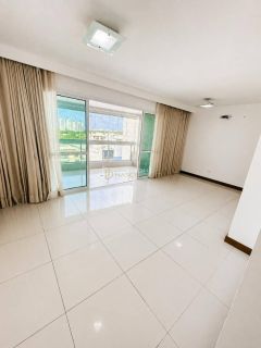 Apartamento Para Vender com 2 quartos 1 suíte Alphaville I em Salvador
