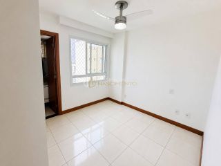 Apartamento Para Vender com 2 quartos 1 suíte Alphaville I em Salvador