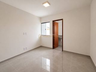 Casa de Condomínio 3 suítes no bairro Centro em Lauro De Freitas