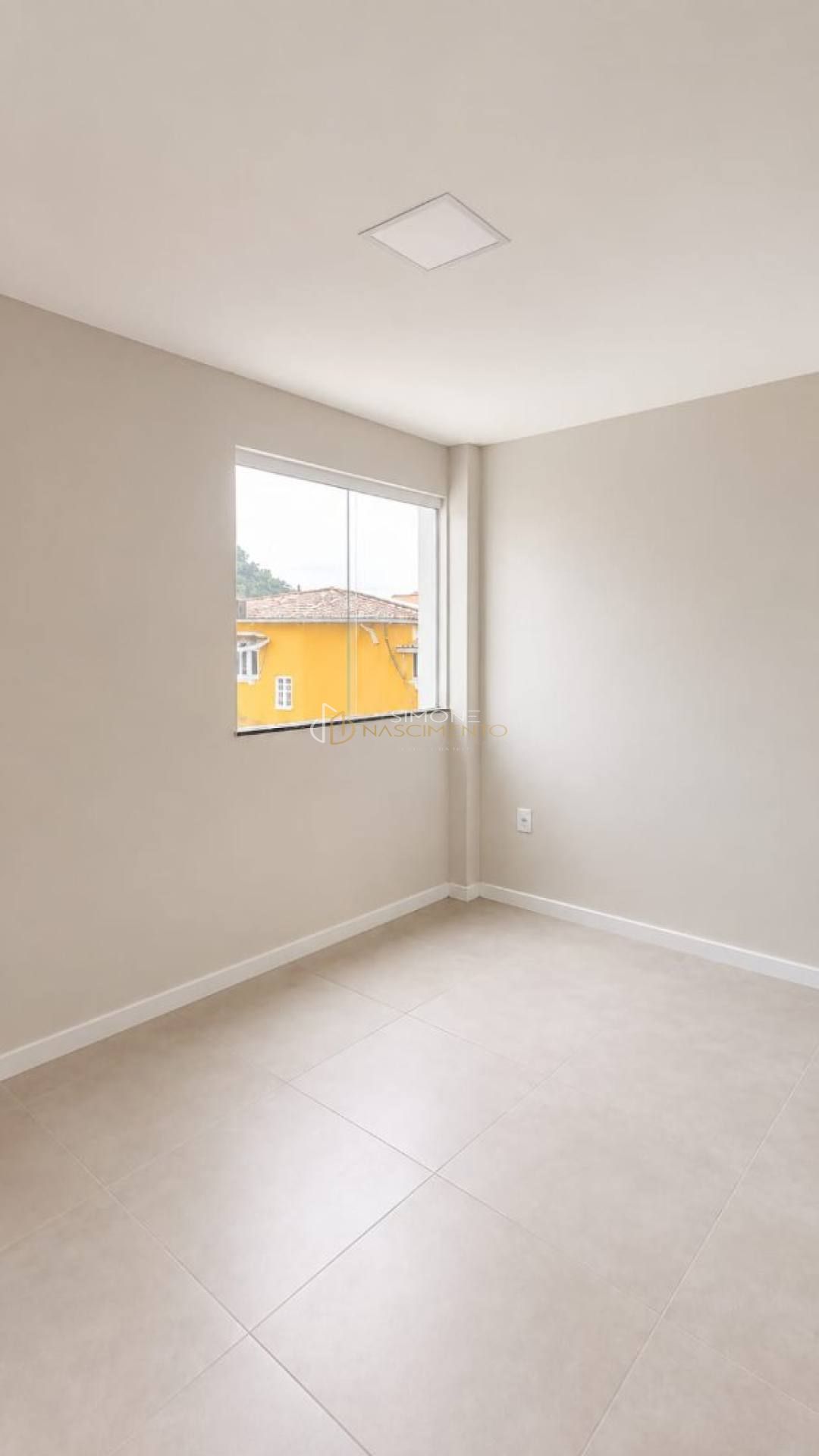 Apartamento Para Alugar com 2 quartos  Saboeiro em Salvador