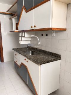 Apartamento Para Alugar com 3 quartos  Imbuí em Salvador