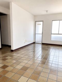 Apartamento Para Alugar com 3 quartos  Imbuí em Salvador