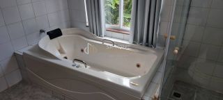 Casa de Condomínio  6 quartos 1 suíte Pituaçu Porteira Fechada