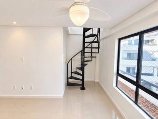 Cobertura Para Vender com 4 quartos 3 suítes  Pituba em Salvador