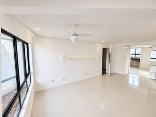 Cobertura Para Vender com 4 quartos 3 suítes  Pituba em Salvador