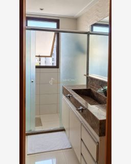 Apartamento Para Vender com 2 suítes no bairro Patamares em Salvador