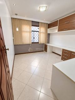 Casa Solta  3 quartos IAPI em Salvador