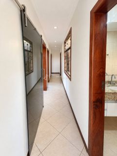 Casa Solta  3 quartos IAPI em Salvador