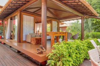 Casa de Alto Padrão em Costa do Sauípe | Projeto David Bastos | 5 Suítes | Mobiliada