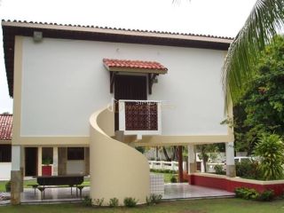 CASA À VENDA NA ILHA DE ITAPARICA | PRAIA DA PENHA | 7 QUARTOS | PORTEIRA FECHADA