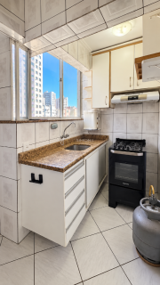 Apartamento a venda, 2/4 com dependências, nascente