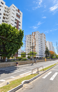 Apartamento a venda, 2/4 com dependências, nascente