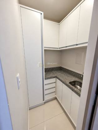Sala Comercial no CEO Salvador | Caminho das Árvores