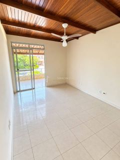 Casa de Condomínio Para Vender com 3 quartos 1 suíte Itapuã em Salvador