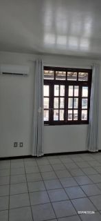 Casa Para Vender com 4 quartos 2 suítes  Itapuã em Salvador