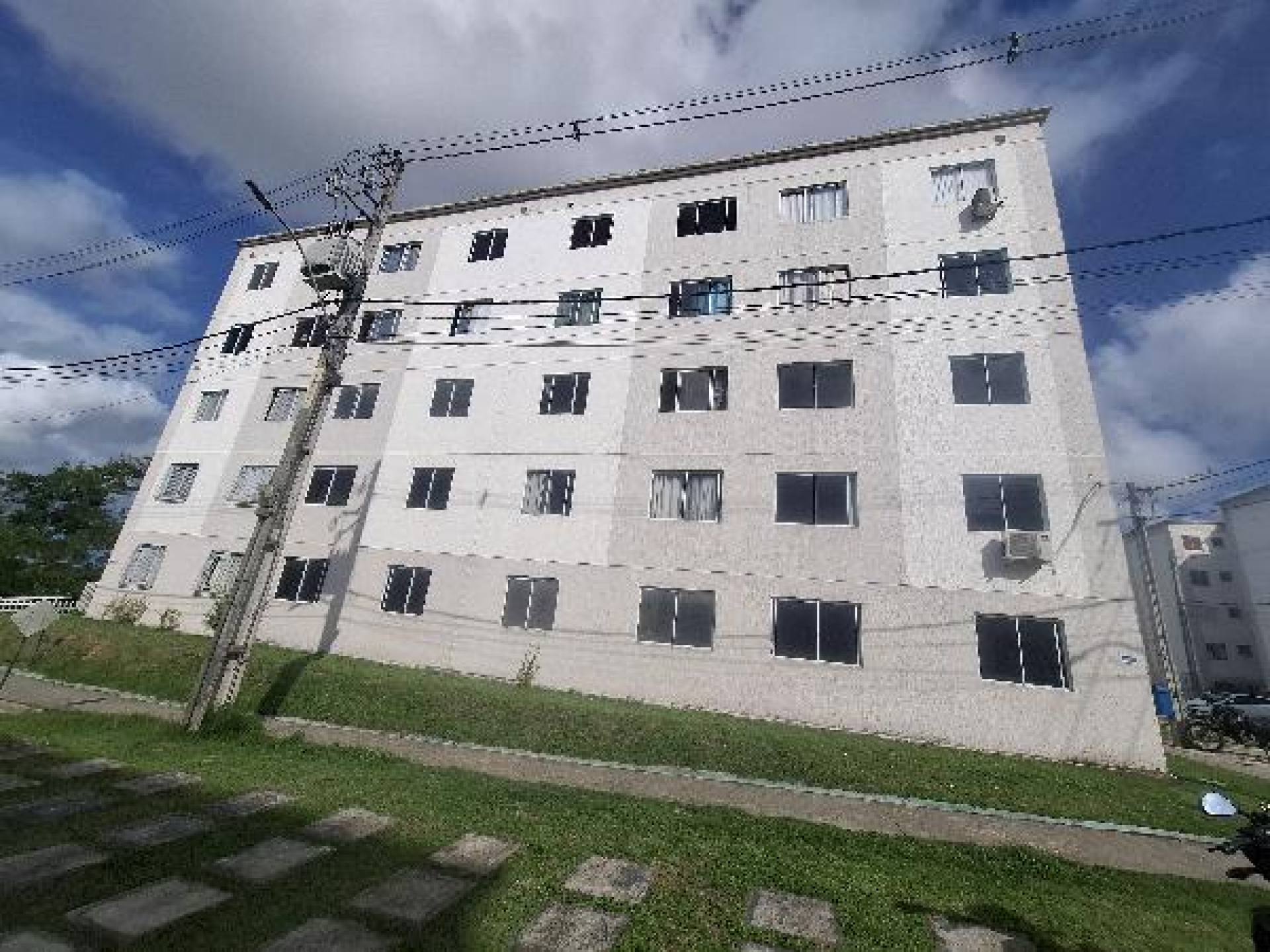 OPORTUNIDADE CAIXA | APARTAMENTO 2/4 EM AREIA BRANCA COM 50% DE DESCONTO