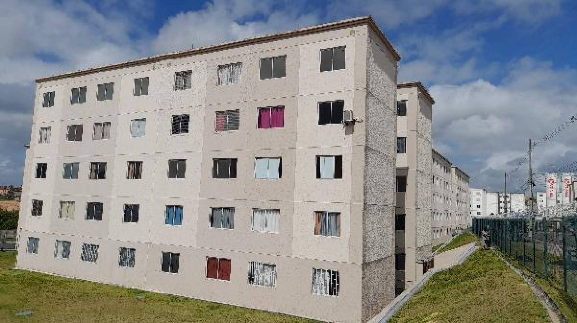 OPORTUNIDADE CAIXA | APARTAMENTO 2/4 EM AREIA BRANCA COM 53% DE DESCONTO