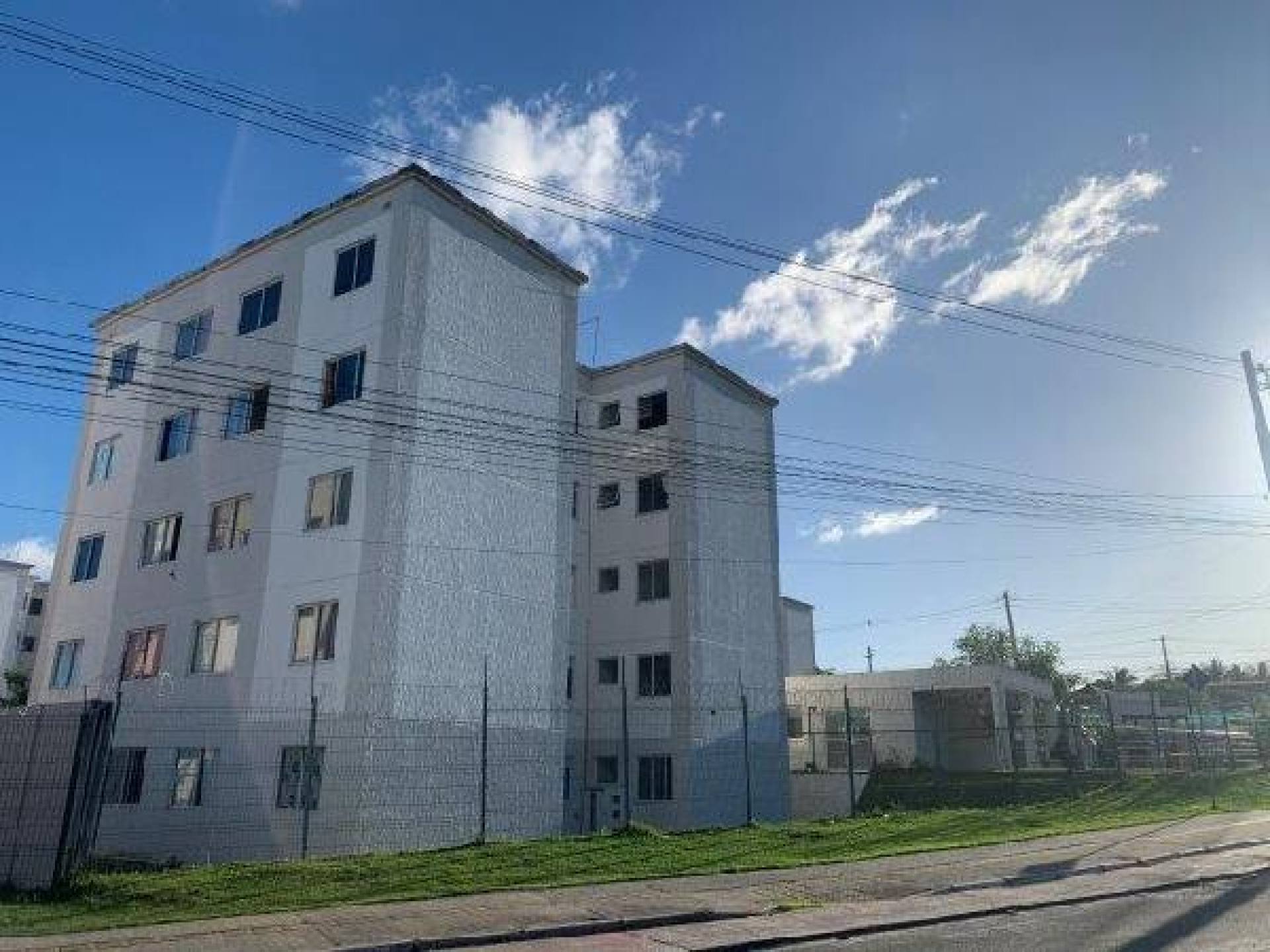OPORTUNIDADE CAIXA | APARTAMENTO 2/4 EM AREIA BRANCA COM 50% DE DESCONTO
