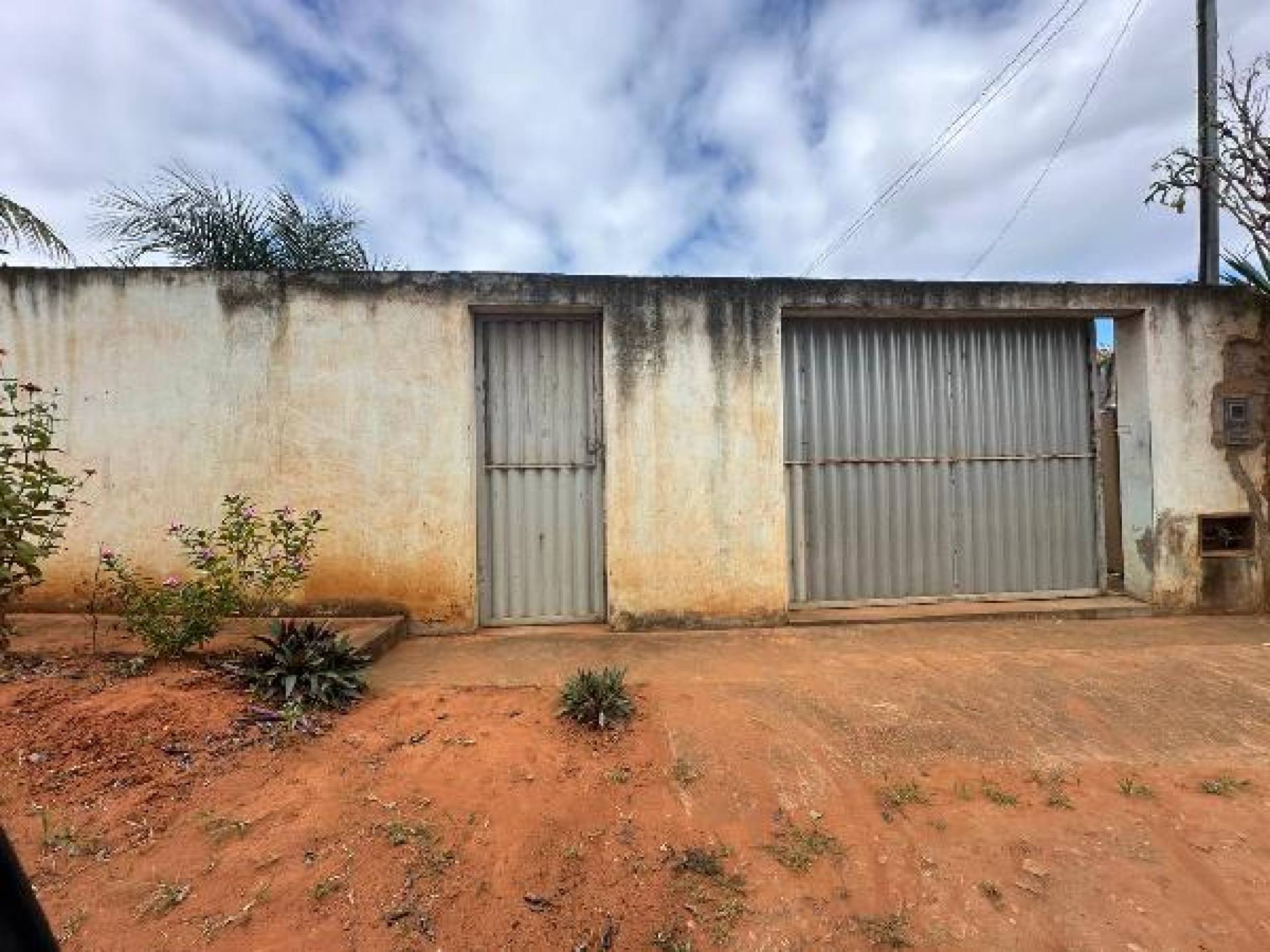 OPORTUNIDADE CAIXA | CASA 2/4 EM CENTRO – RIBEIRA DO POMBAL COM 61% DE DESCONTO