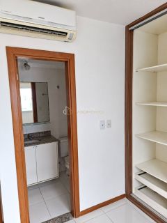 Apartamento Para Vender com  3 suítes  Pitangueiras em Lauro De Freitas