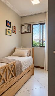 Apartamento Para Alugar com 2 quartos 1 suíte no bairro Imbuí em Salvador