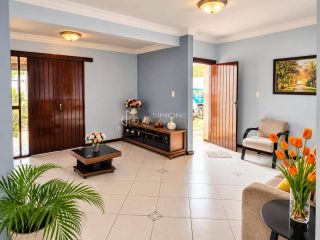 Casa Solta  5 quartos 4 suítes  Ipitanga em Lauro De Freitas