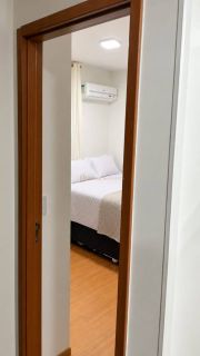 Apartamento Para Vender com 2 quartos Porteira Fechada  Centro em Lauro De Freitas