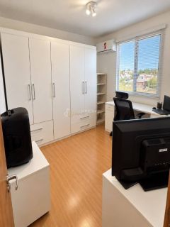 Apartamento Para Vender com 2 quartos Jockey Club em Lauro De Freitas