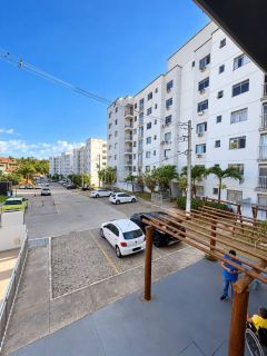 Apartamento Para Vender com 2 quartos 1 suíte Jockey Club em Lauro De Freitas
