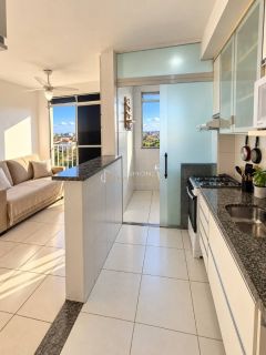 Apartamento Para Vender com 2 quartos 1 suíte Jockey Club em Lauro De Freitas