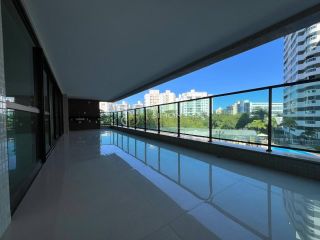 Apartamento  4 suítes no bairro Alphaville I em Salvador