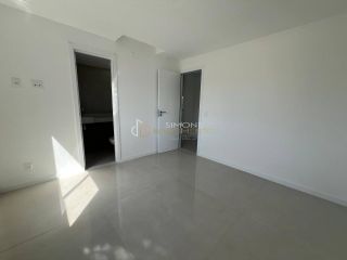 Apartamento  4 suítes no bairro Alphaville I em Salvador