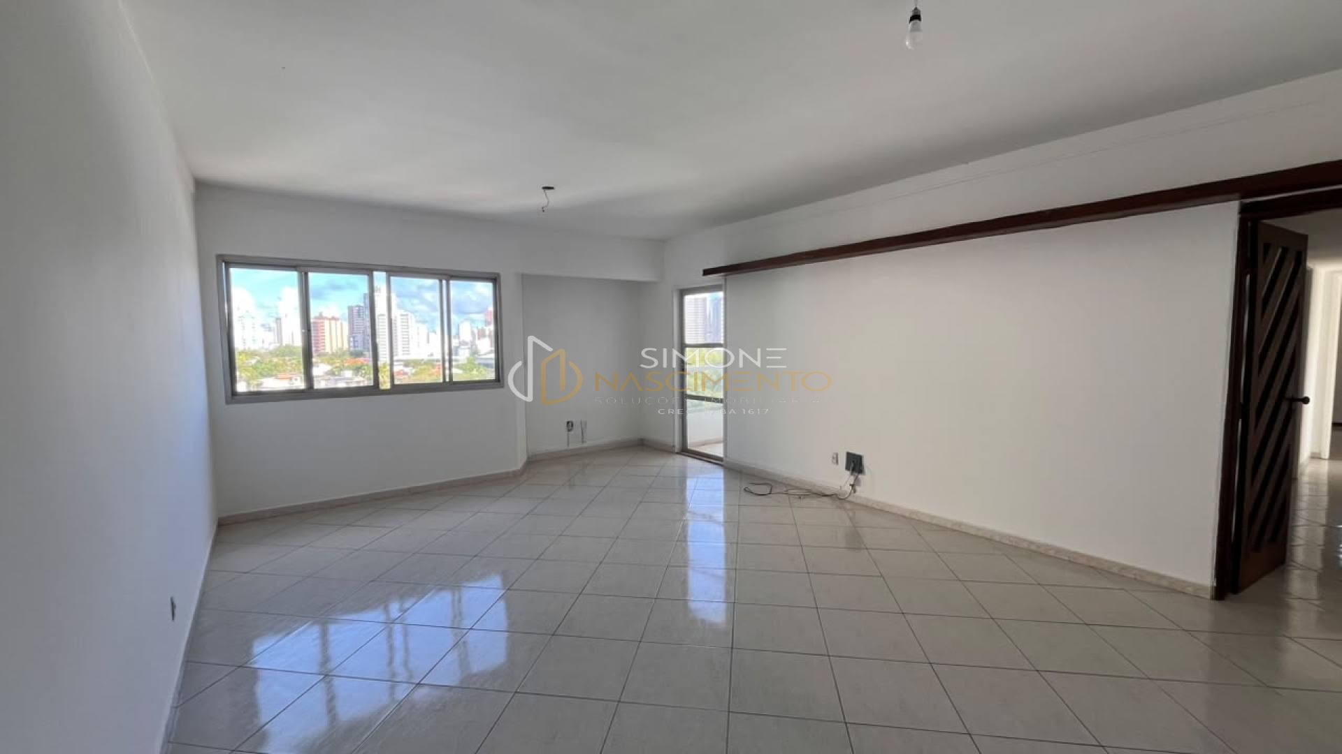 Apartamento Para Vender com 4 quartos 1 suítes no bairro Itaigara em Salvador
