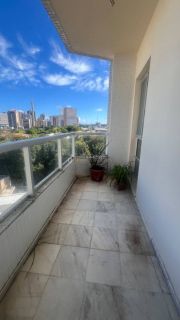 Apartamento Para Vender com 4 quartos 1 suítes no bairro Itaigara em Salvador