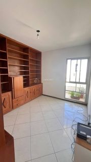 Apartamento Para Vender com 4 quartos 1 suítes no bairro Itaigara em Salvador