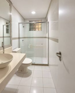 Apartamento Para Vender com 2 quartos 1 suíte no bairro Stiep em Salvador