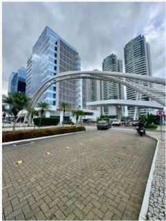 Apartamento Para Vender com 1 quarto Paralela em Salvador