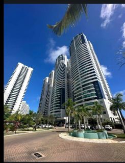 Apartamento Para Vender com 3 quartos 2 suítes no bairro Paralela em Salvador