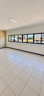 Ponto Comercial Para Alugar no bairro Imbuí em Salvador