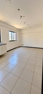 Ponto Comercial Para Alugar no bairro Imbuí em Salvador