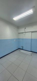 Ponto Comercial Para Alugar no bairro Imbuí em Salvador