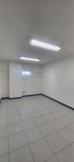 Ponto Comercial Para Alugar no bairro Imbuí em Salvador