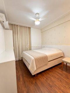 Apartamento Para Vender com 4 quartos 3 suítes no bairro Patamares em Salvador